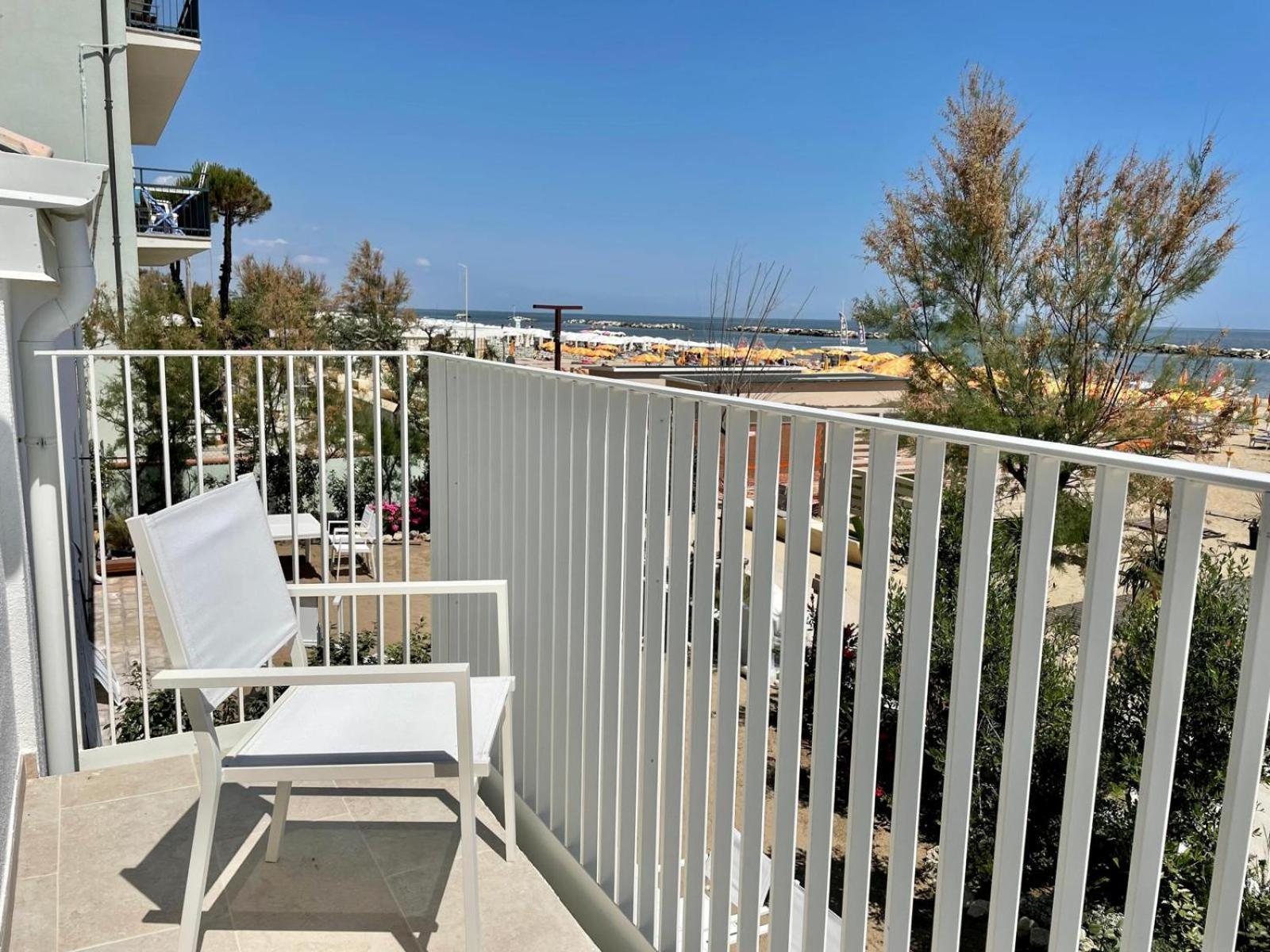 Villa Le Agavi Luxory Beach Surfhouse Bellaria-Igea Marina Exterior foto